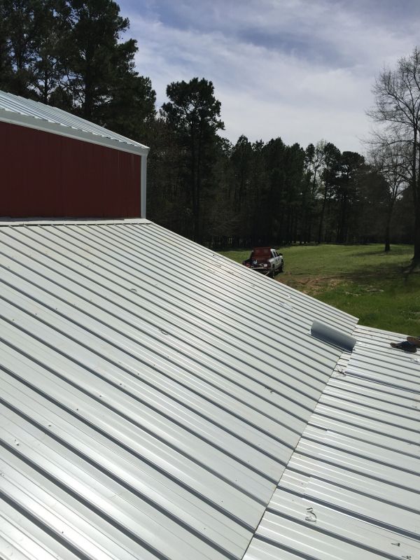 Barn Roof Installation in Lake Orion, MI